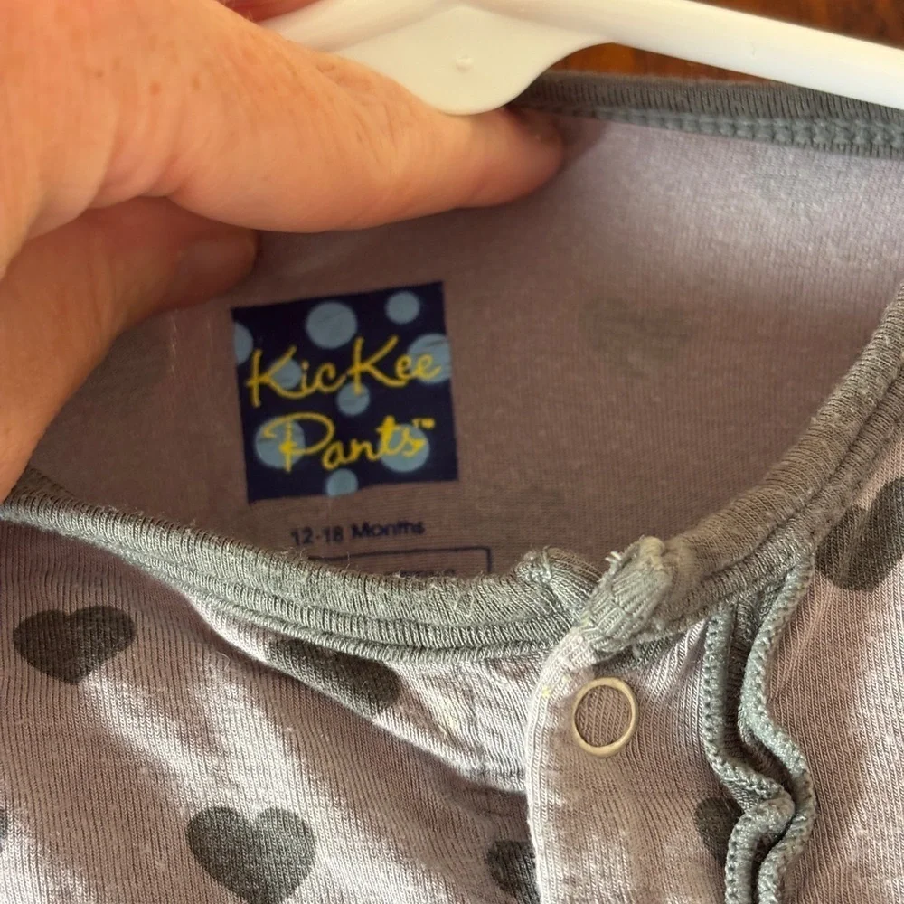 Kickee Pants 12-18mo Gray Ruffle Heart Print LS/Lpant Button-Up OnesiewBackflap